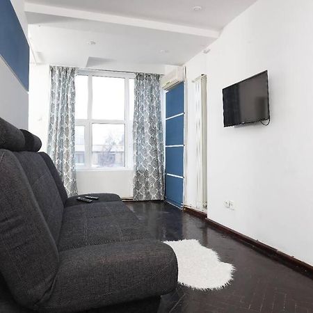 1 Bdrm Apartment In City Center Букурещ Екстериор снимка
