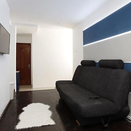 1 Bdrm Apartment In City Center Букурещ Екстериор снимка