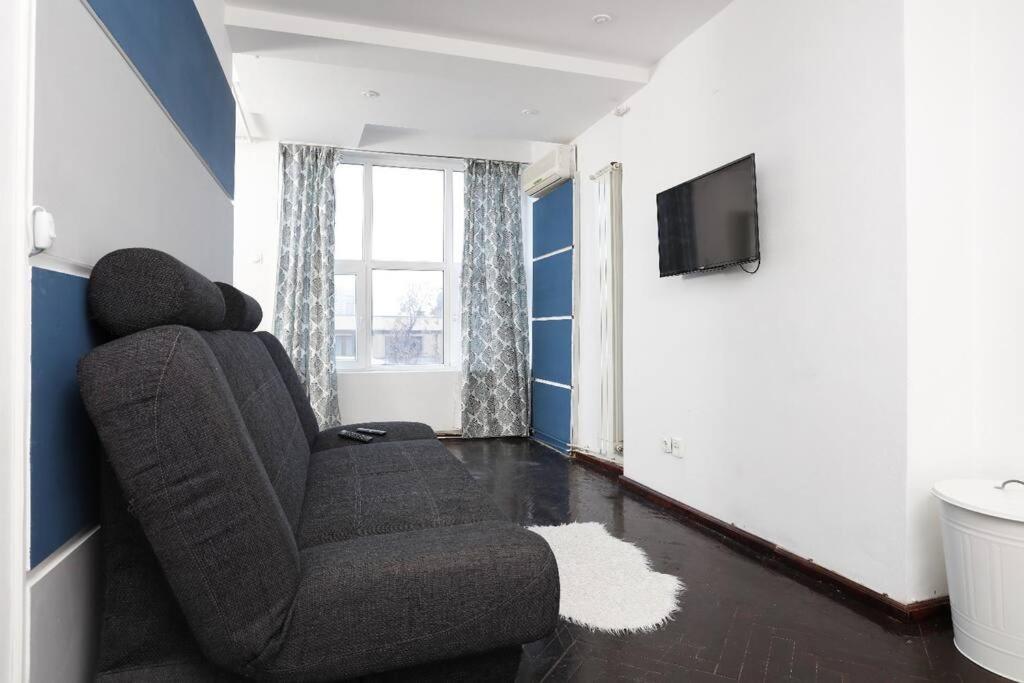 1 Bdrm Apartment In City Center Букурещ Екстериор снимка